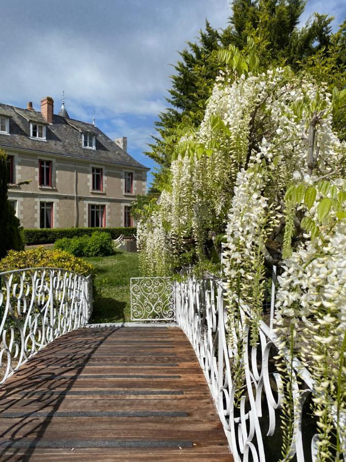 Bed and Breakfast Le Moulin De Francueil Экстерьер фото