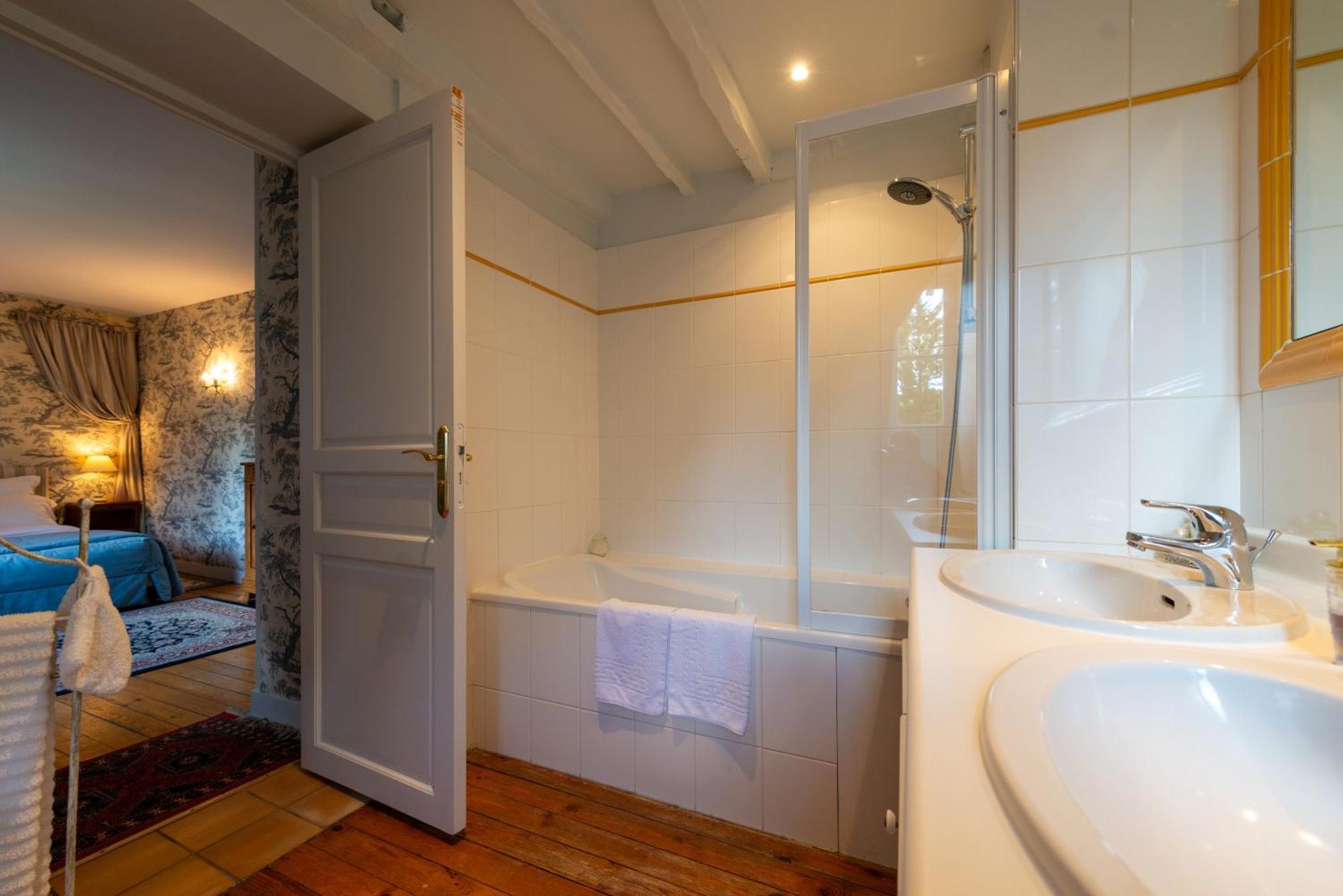 Bed and Breakfast Le Moulin De Francueil Экстерьер фото